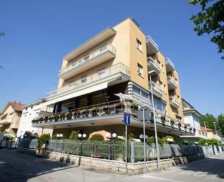 Hotel Luca Rimini Extérieur photo