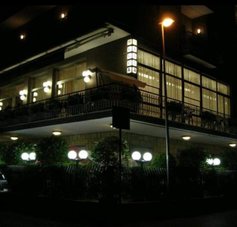 Hotel Luca Rimini Extérieur photo