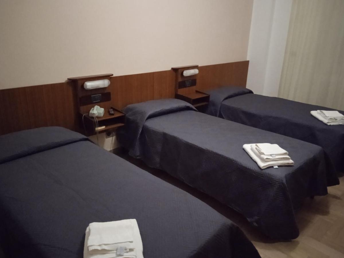 Hotel Luca Rimini Extérieur photo