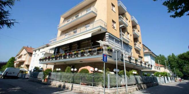 Hotel Luca Rimini Extérieur photo
