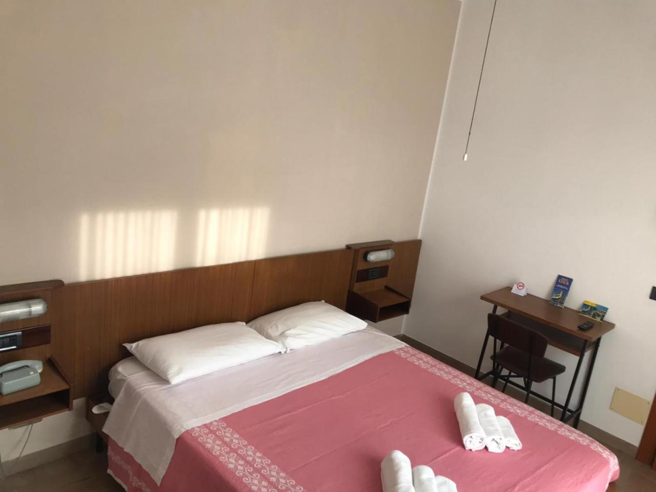 Hotel Luca Rimini Extérieur photo